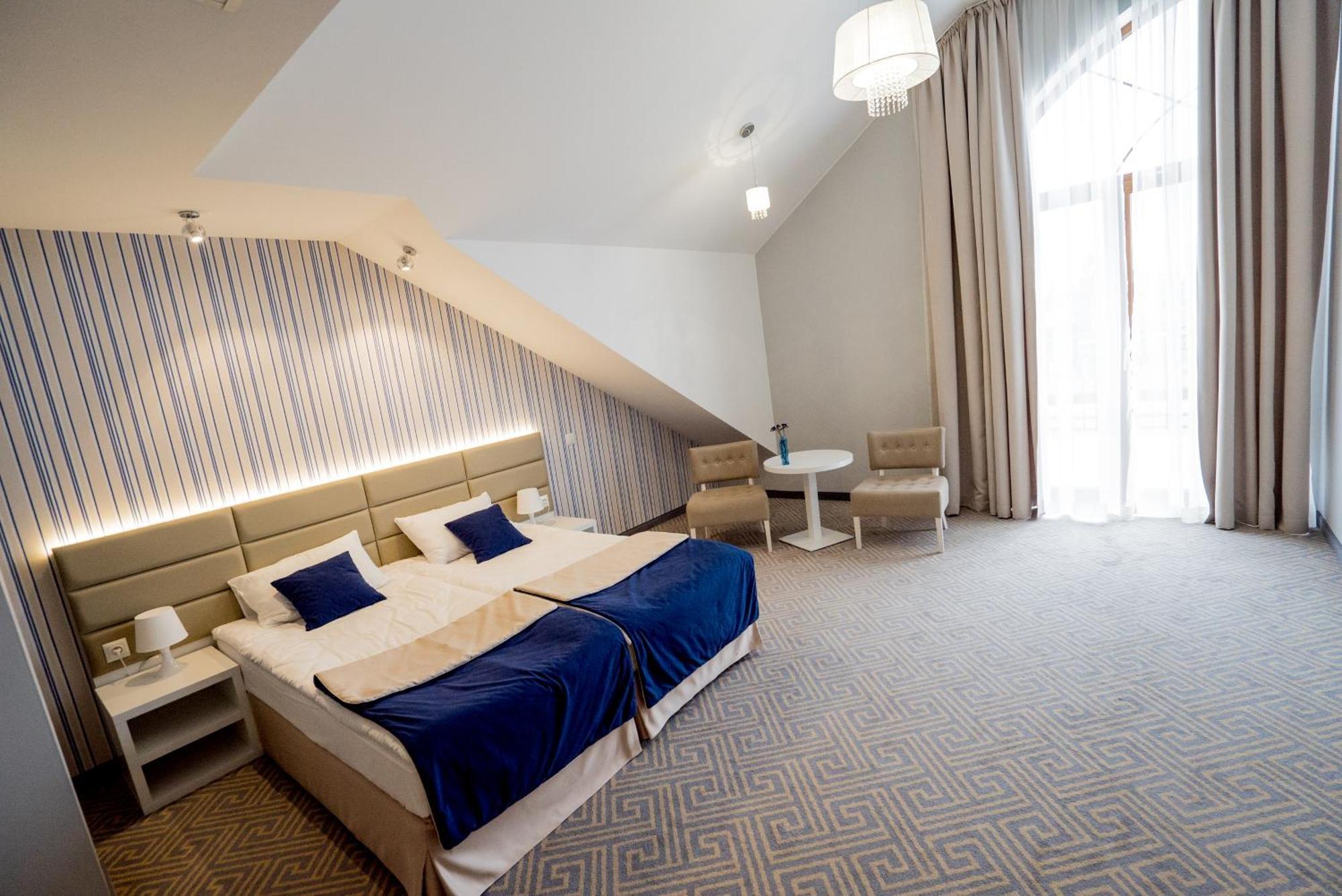 Hotel Aleksandria Siedlce Ngoại thất bức ảnh