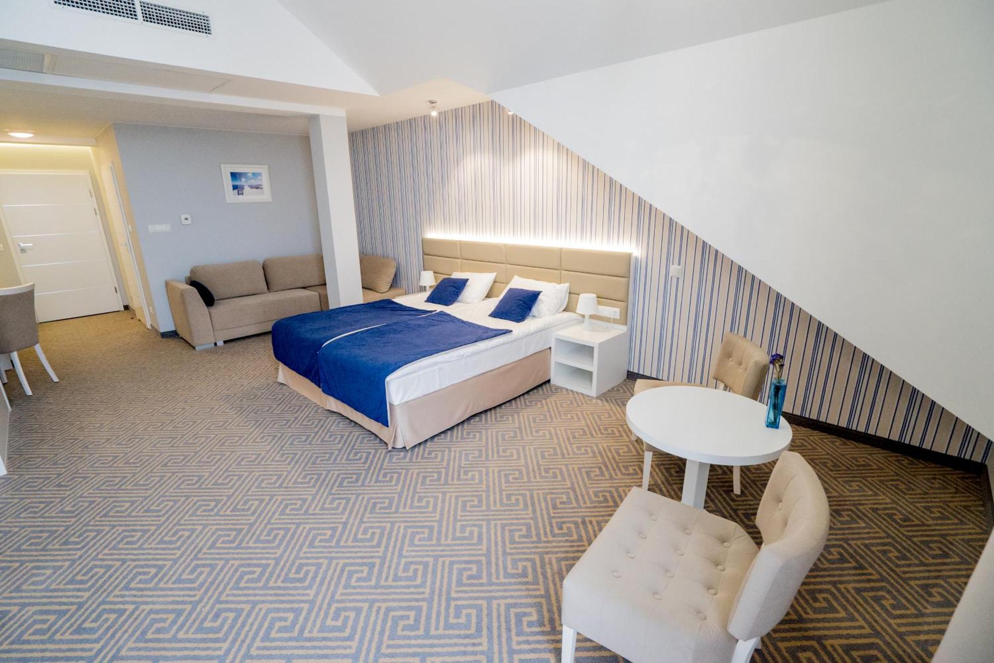 Hotel Aleksandria Siedlce Ngoại thất bức ảnh