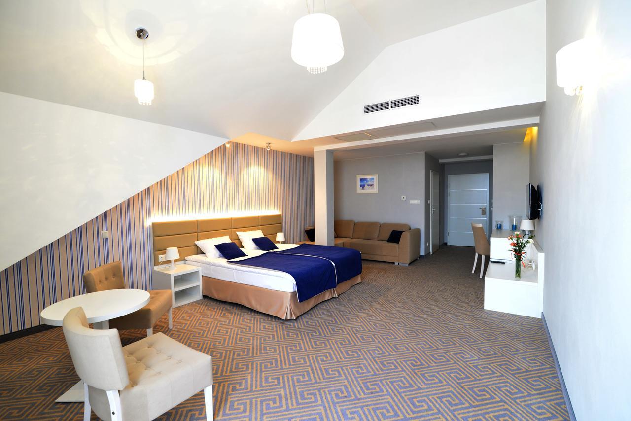Hotel Aleksandria Siedlce Ngoại thất bức ảnh